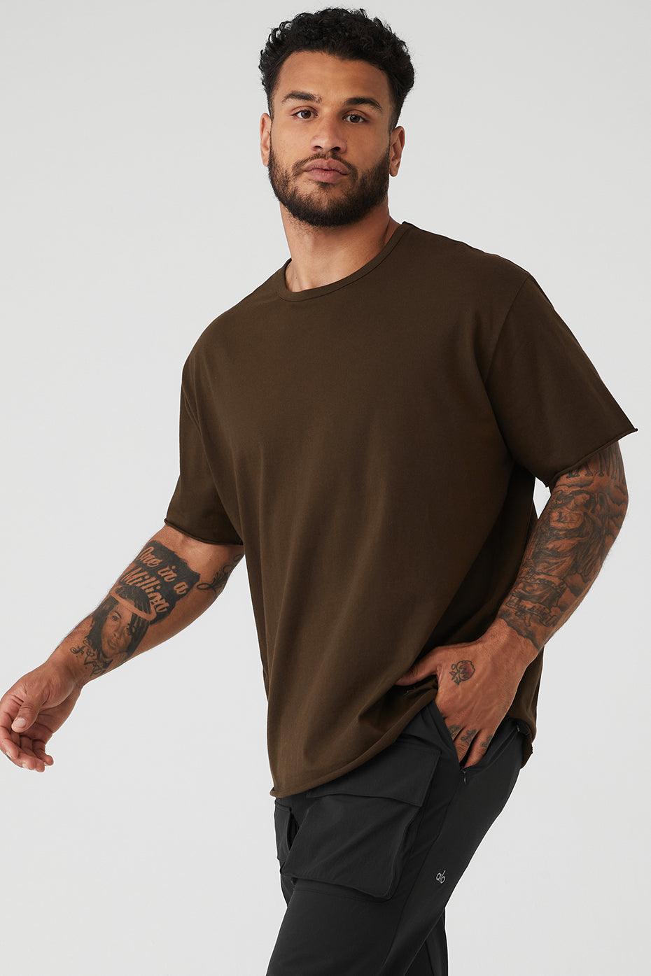 Coffee Men's Alo Yoga Society Crewneck Tee Short Sleeve | MAU-860429