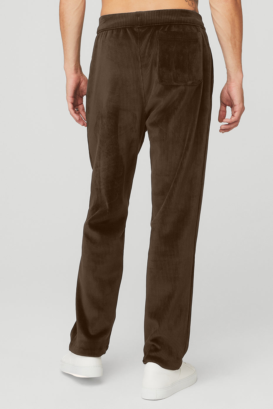 Coffee Men's Alo Yoga Velour Baller Pants | IVS-358461