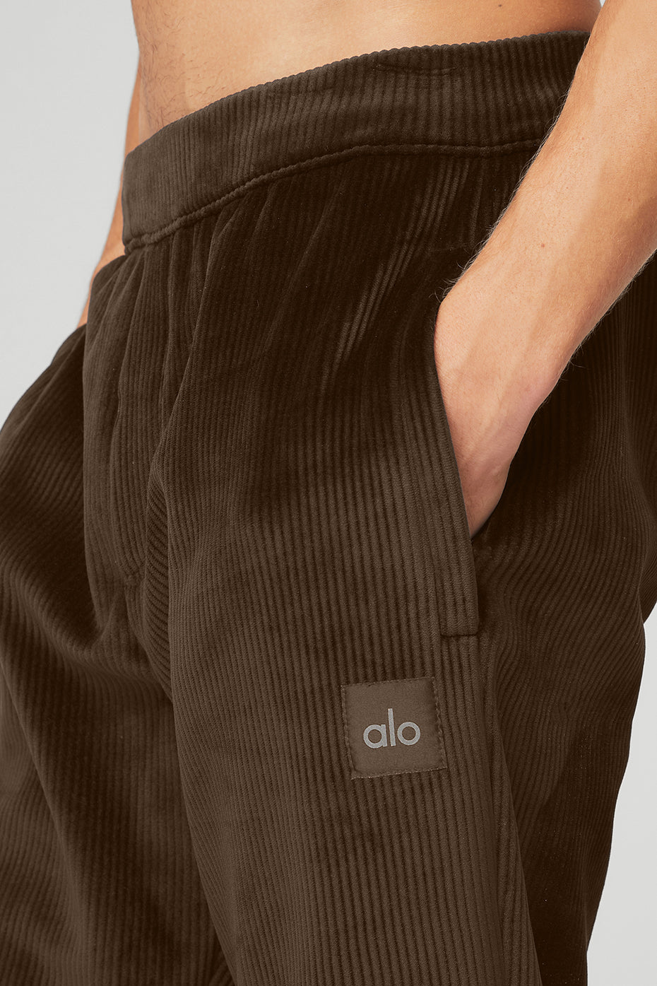 Coffee Men's Alo Yoga Velour Baller Pants | IVS-358461