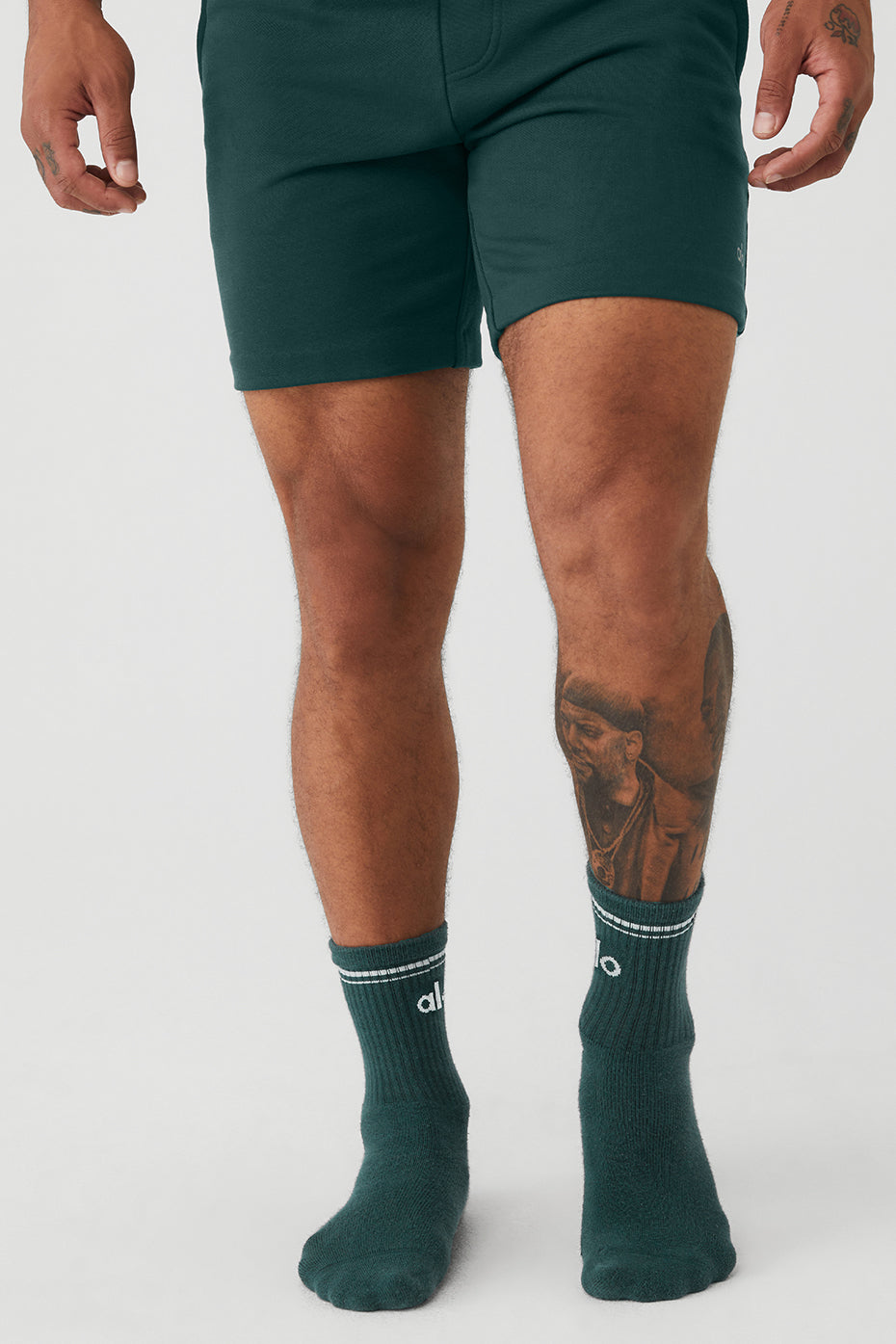 Green / White Unisex Alo Yoga Half-Crew Throwback Socks | IJS-403289