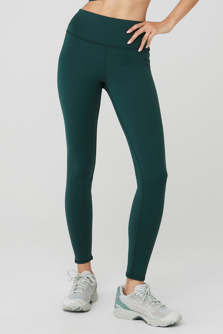 Green Women\'s Alo Yoga Airbrush Winter Warm High-Waist Nocturne Leggings | XUA-420936