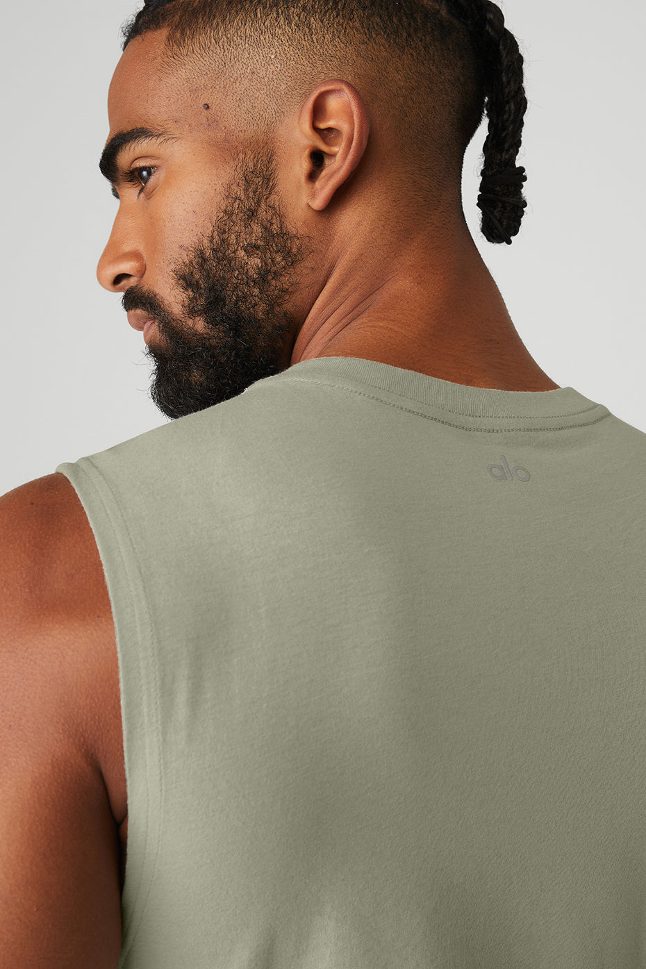 Grey Green Men's Alo Yoga The Triumph Muscle Tanks | OQM-104632