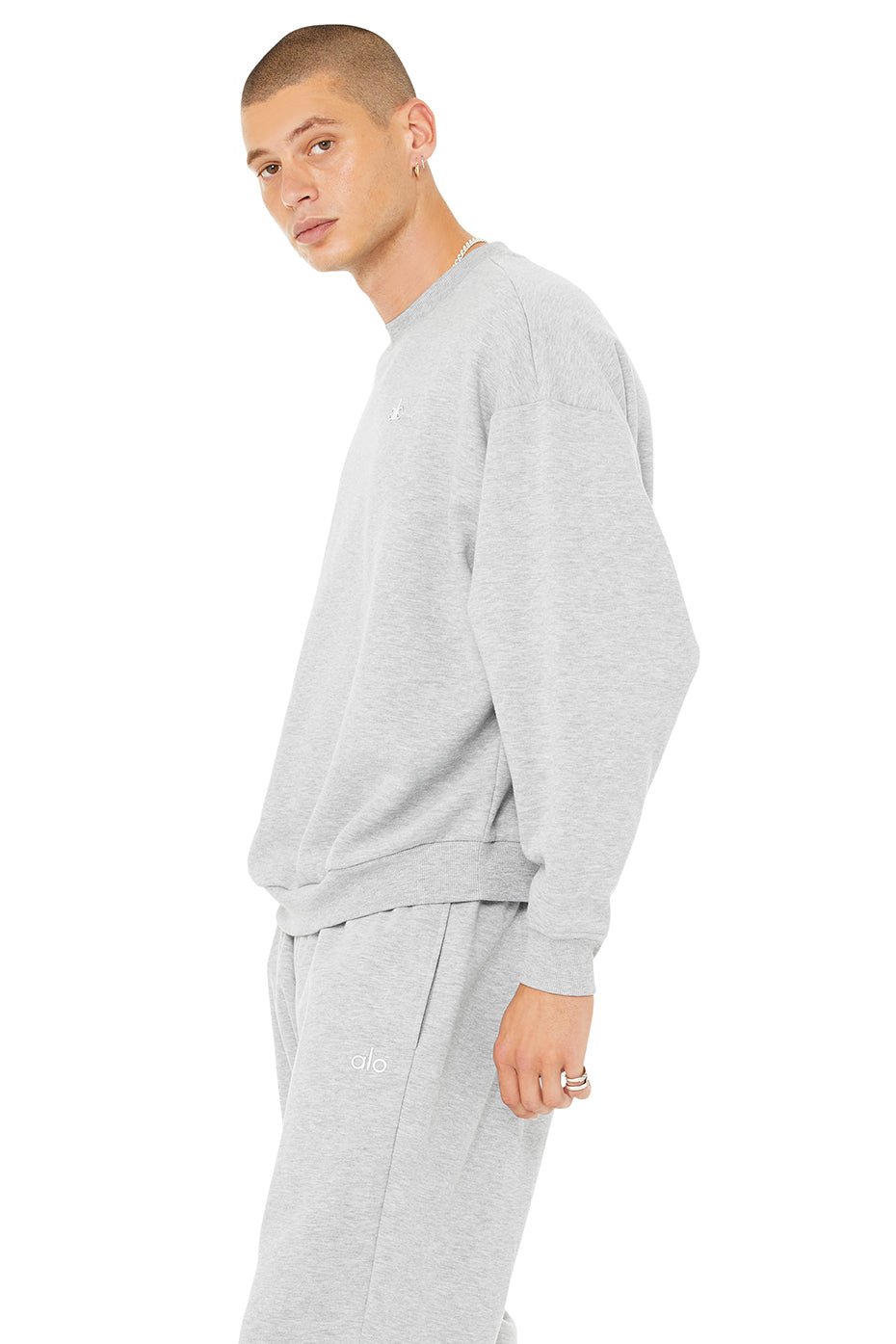 Grey Men's Alo Yoga Accolade Crew Neck Pullover Sweatshirts | DNQ-483179