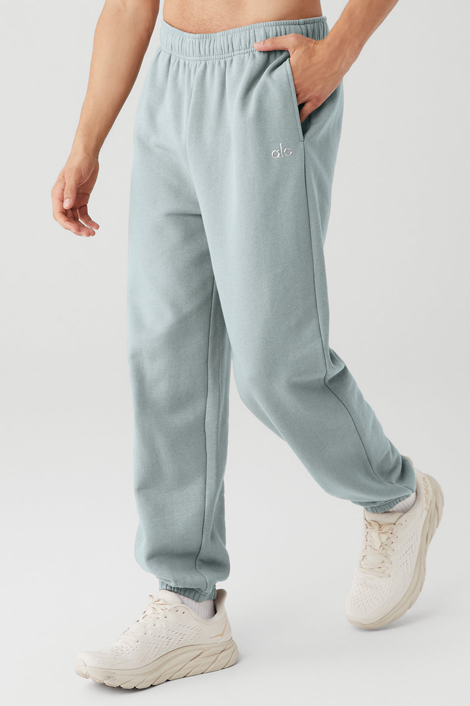 Grey Men's Alo Yoga Accolade Sweatpants | AVO-078296