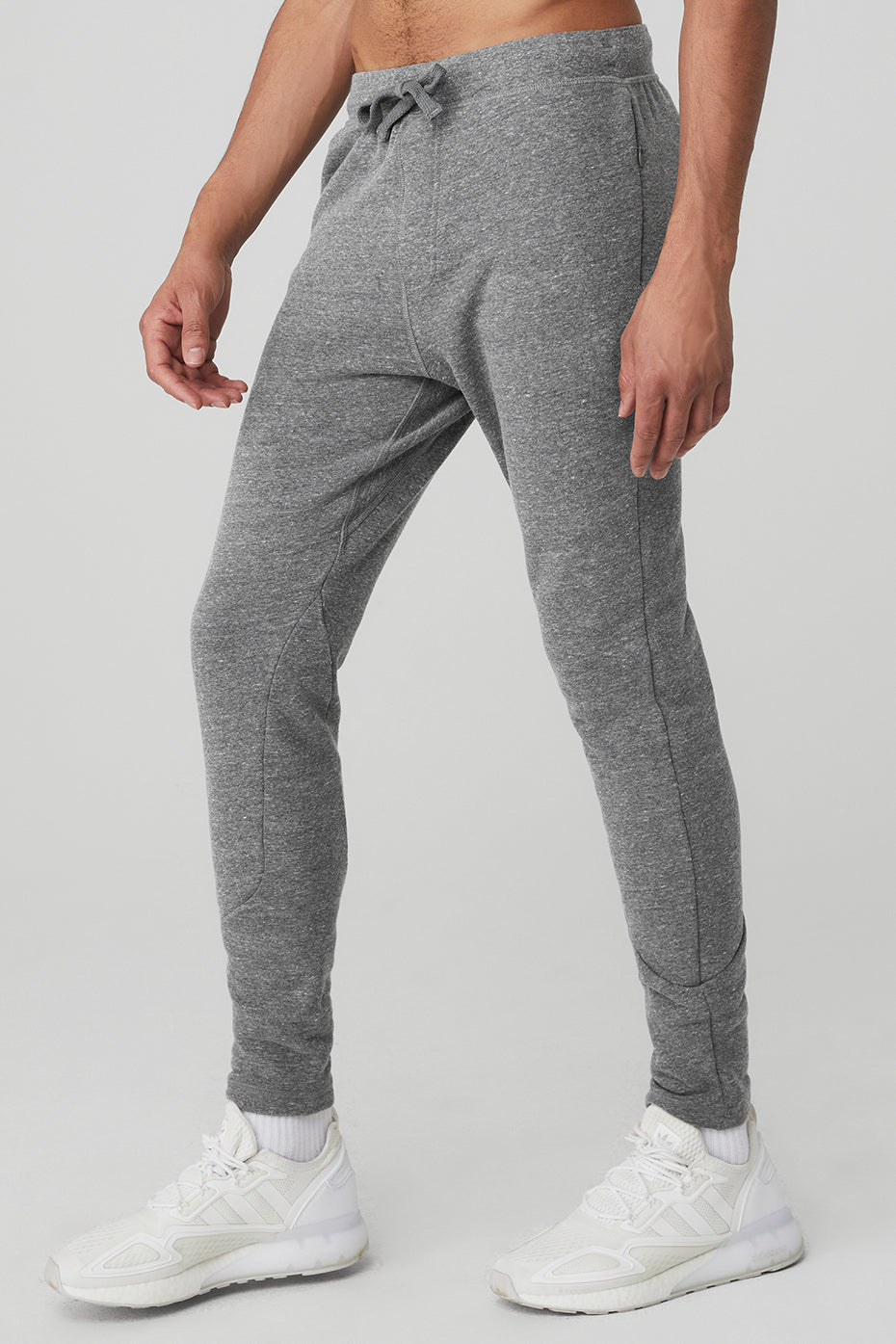 Grey Men's Alo Yoga The Triumph Sweatpants | WJA-836057