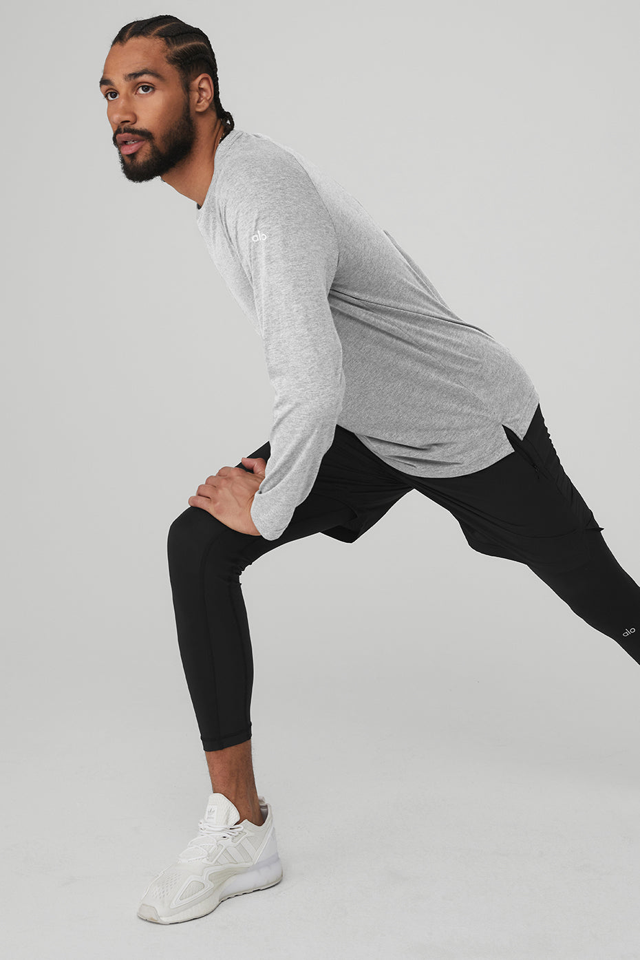 Grey Men's Alo Yoga Triumph Tee Long Sleeve | MEJ-301529