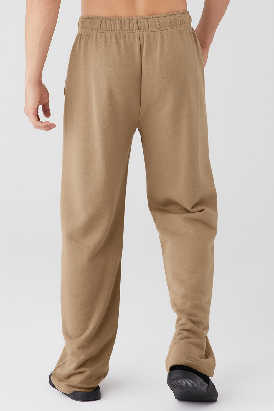 Khaki Men's Alo Yoga Accolade Straight Leg Sweatpants | KZF-304789