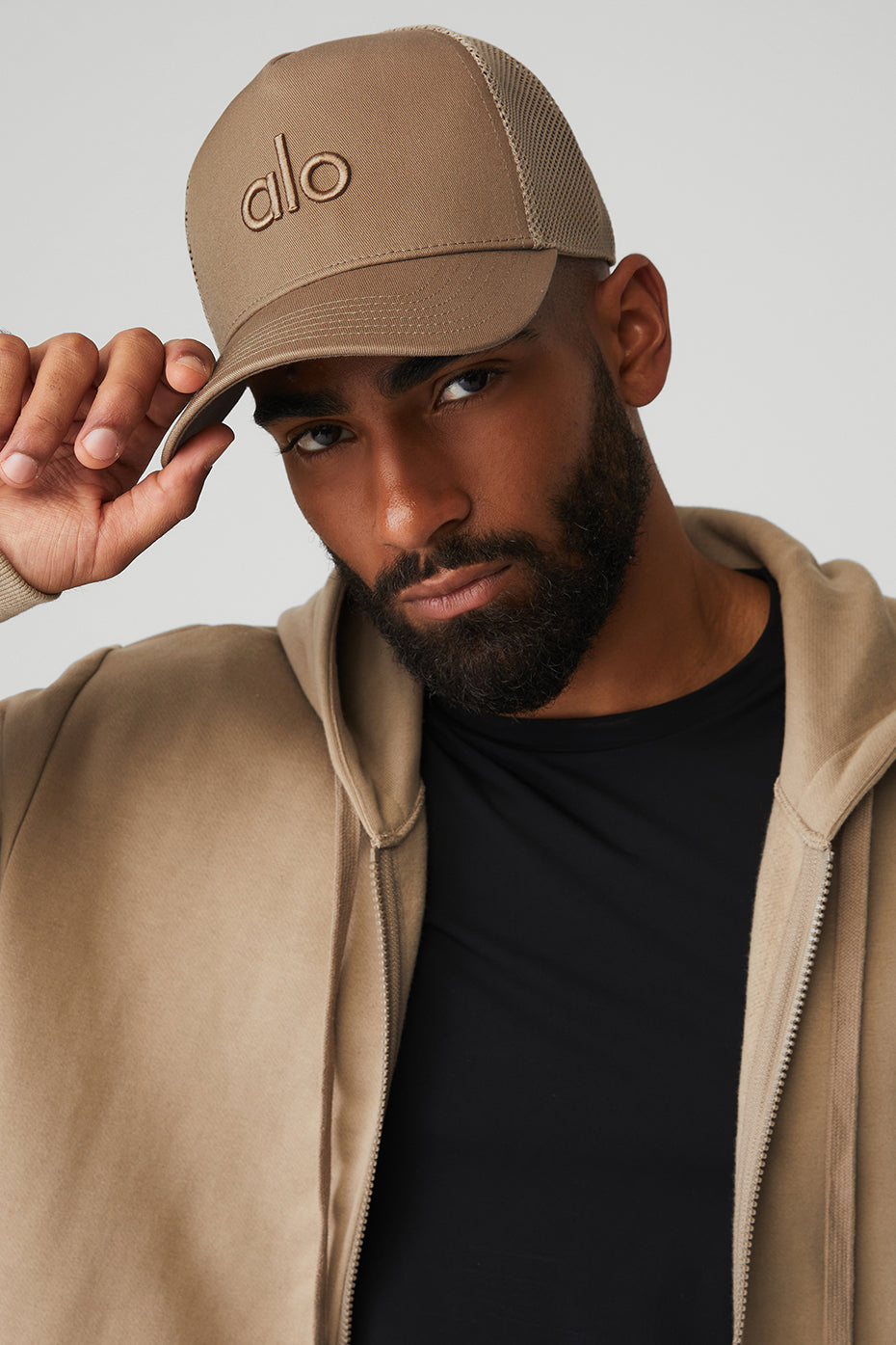 Khaki Unisex Alo Yoga District Trucker Hats | EFK-279380