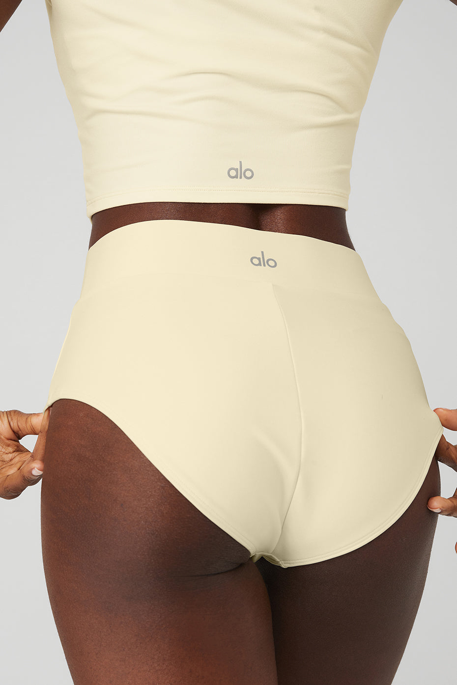 Light Yellow Women's Alo Yoga Airlift Record-Breaker Shorts | QHZ-706518