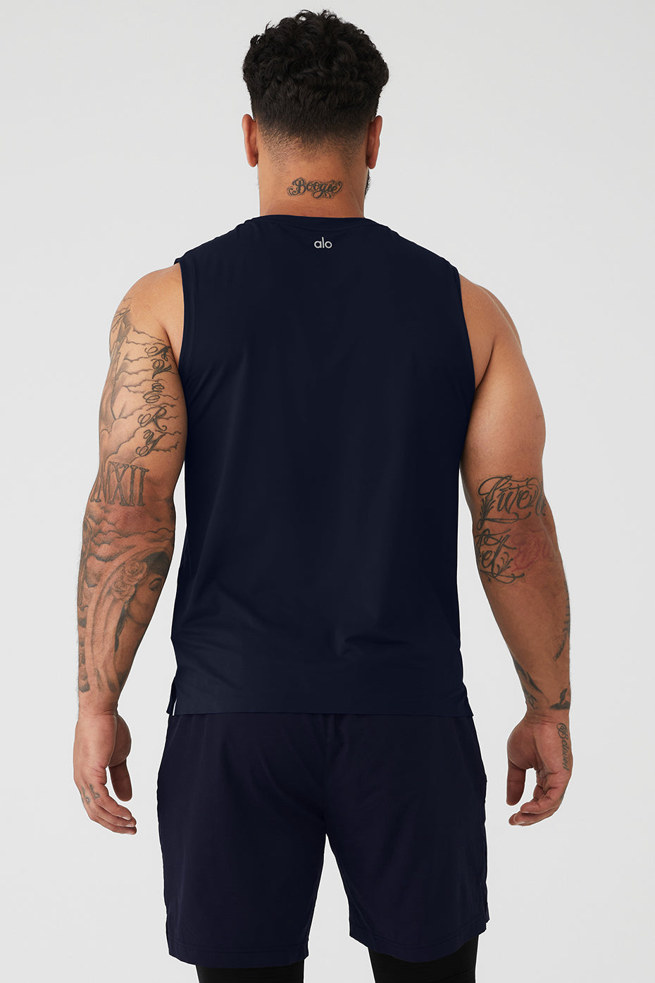 Navy Men's Alo Yoga Idol Performance Tanks | HEX-406298