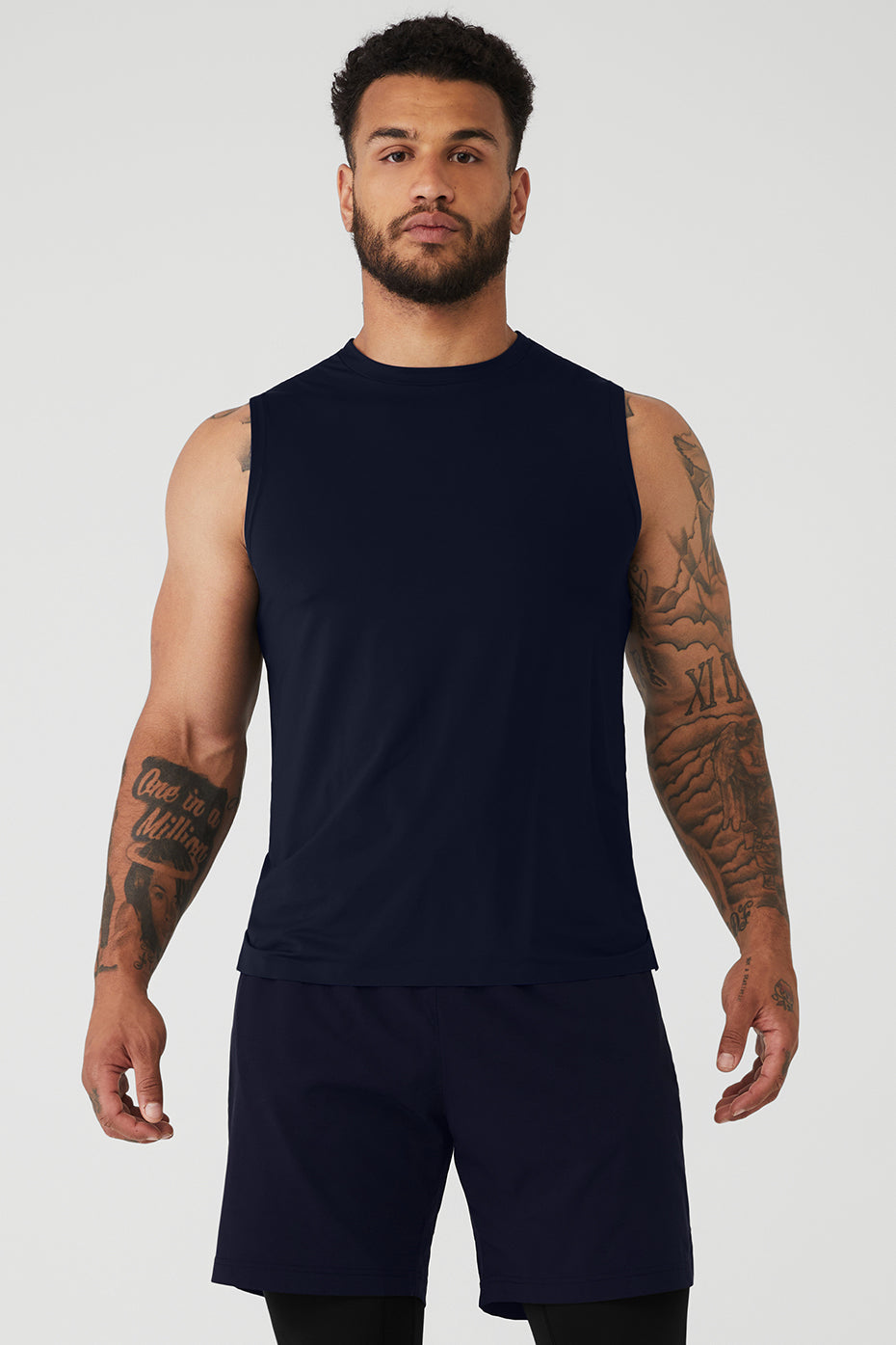 Navy Men\'s Alo Yoga Idol Performance Tanks | HEX-406298