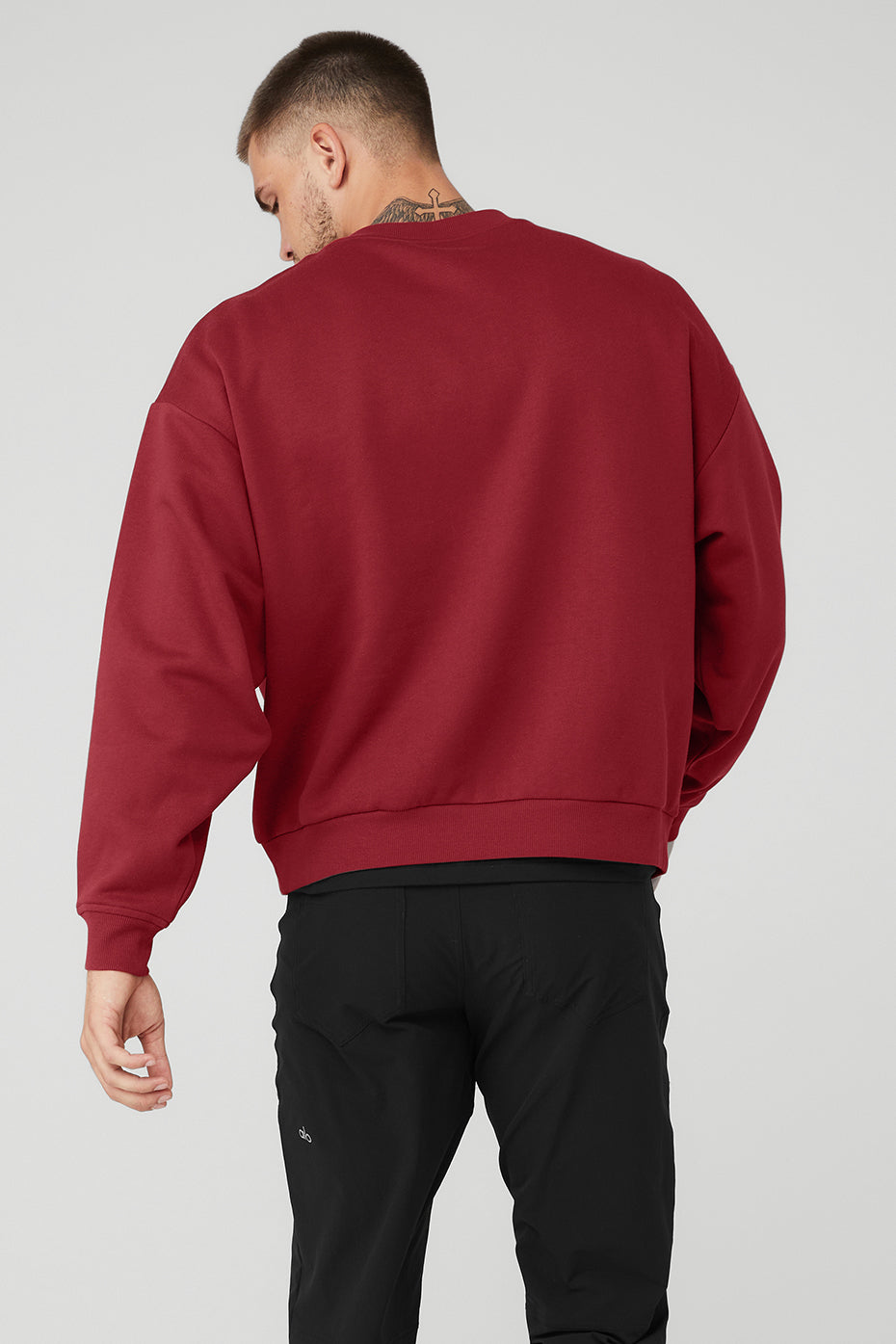 Red Men's Alo Yoga Accolade Crew Neck Pullover Sweatshirts | STY-539807