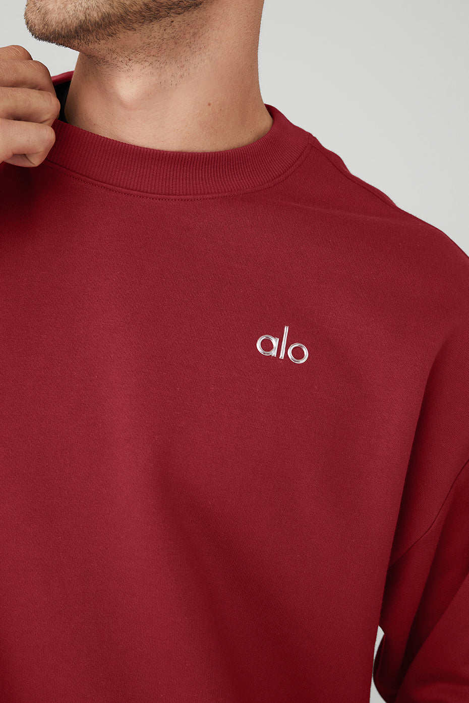 Red Men's Alo Yoga Accolade Crew Neck Pullover Sweatshirts | STY-539807