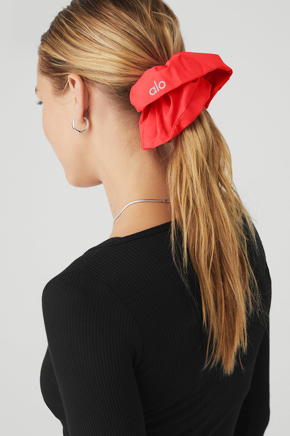 Red Women's Alo Yoga Oversized Scrunchie Hair Accessories | CIQ-297481