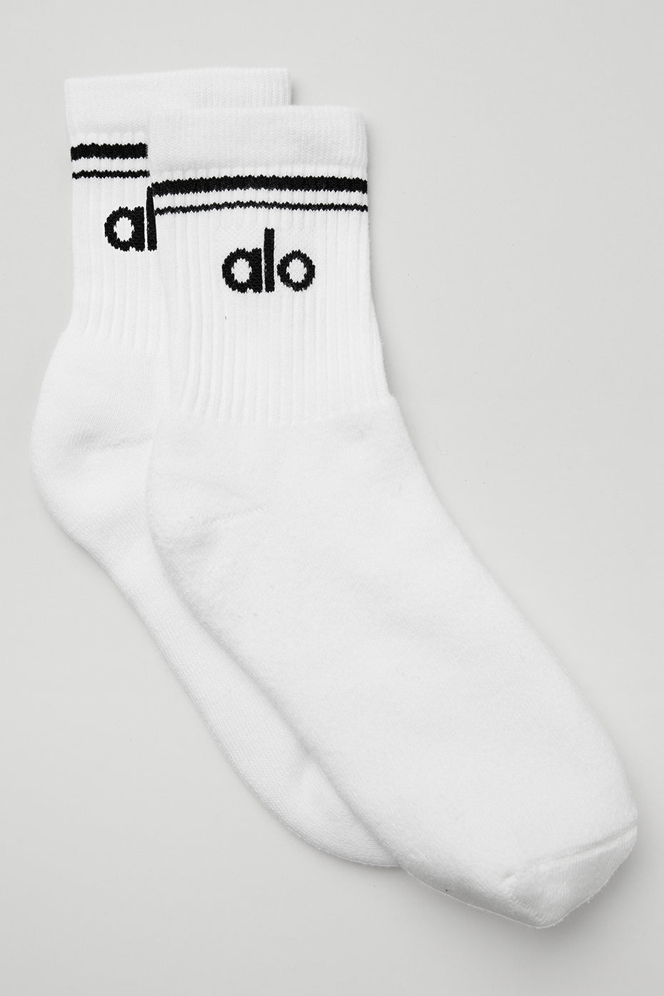 White / Black Unisex Alo Yoga Half-Crew Throwback Socks | YHO-507129