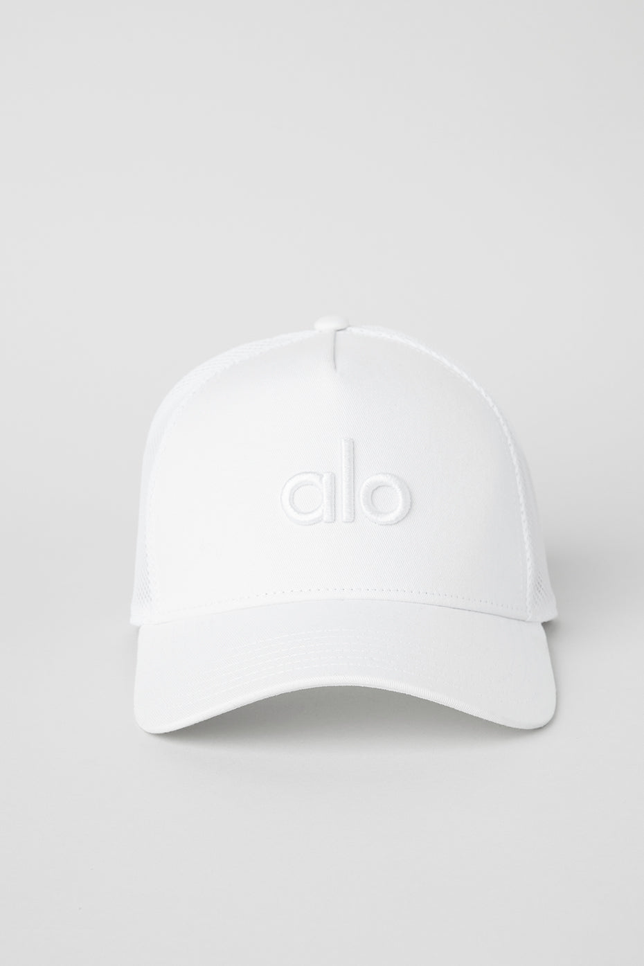 White Unisex Alo Yoga District Trucker Hats | JIU-189046