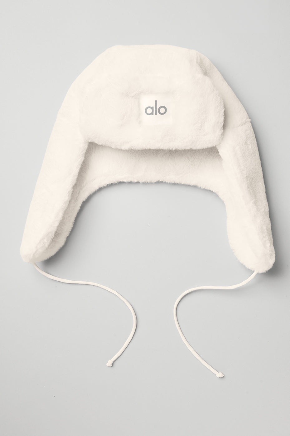 White Unisex Alo Yoga Faux Fur Polar Hats | JFK-745126