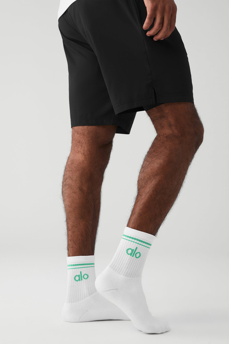 White Unisex Alo Yoga Half-Crew Throwback Socks | NDI-278193