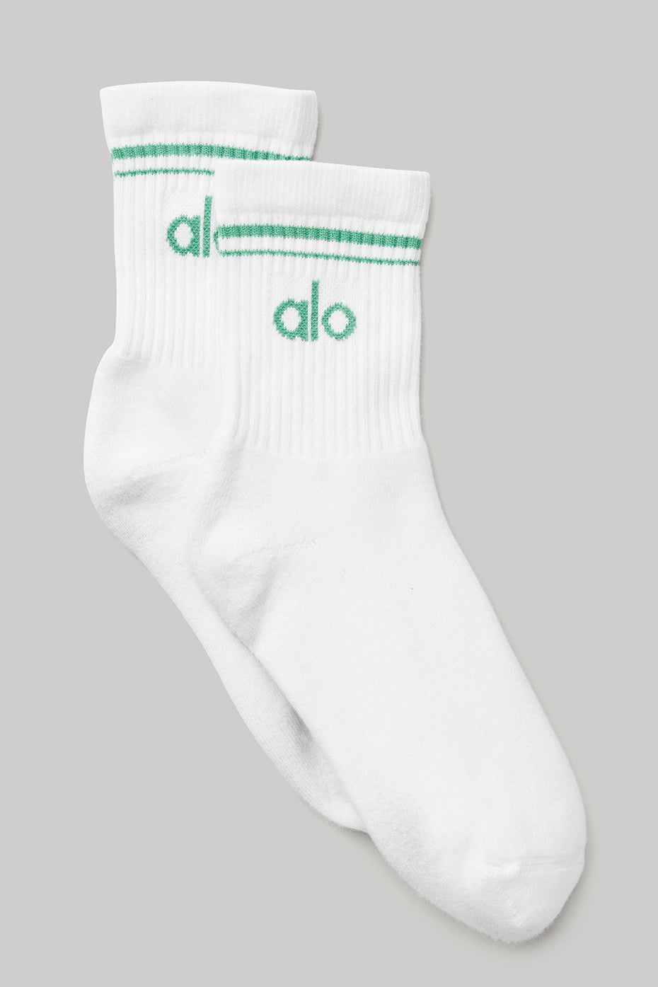 White Unisex Alo Yoga Half-Crew Throwback Socks | NDI-278193