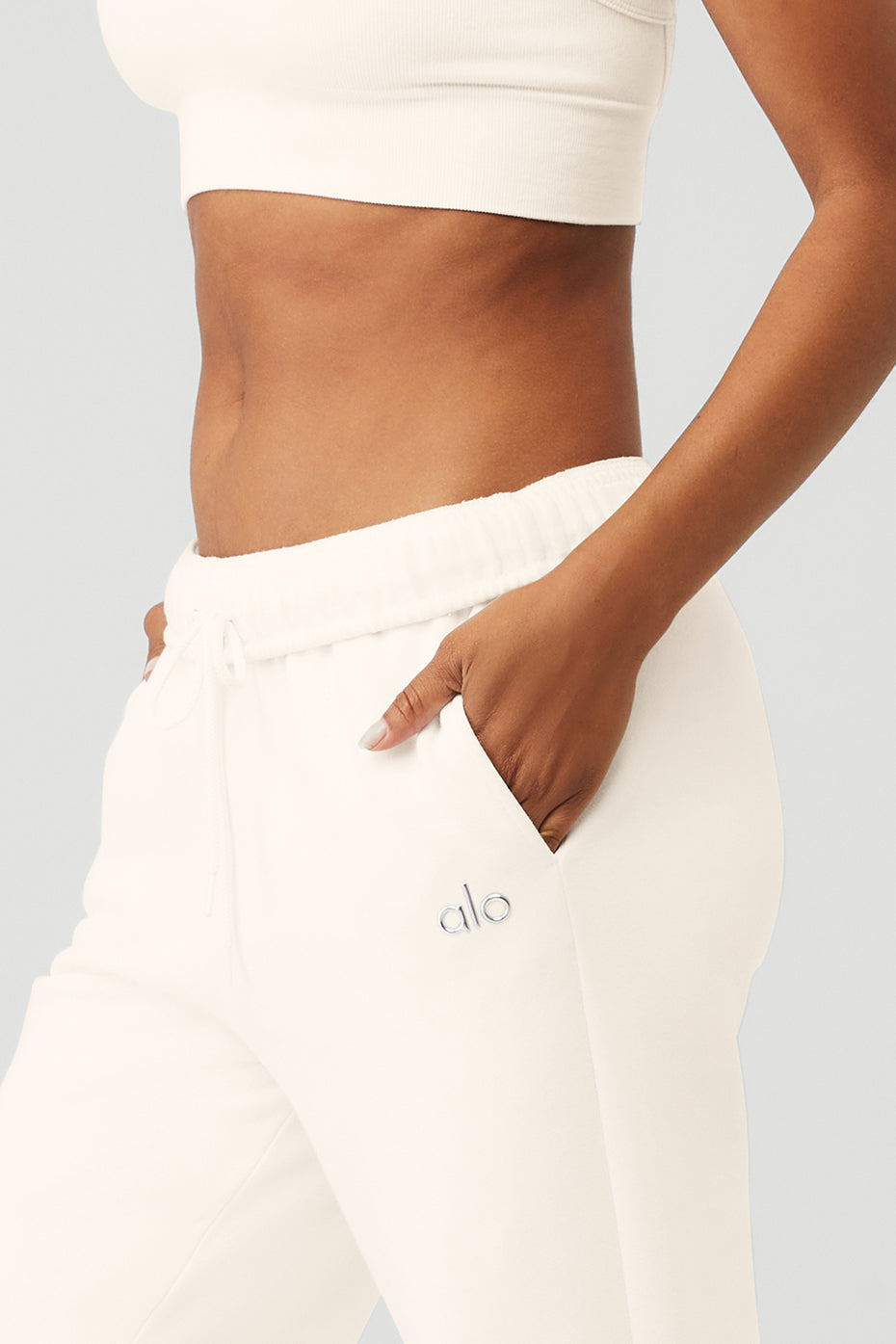 White Women's Alo Yoga Accolade Sweatpants | TBU-235076