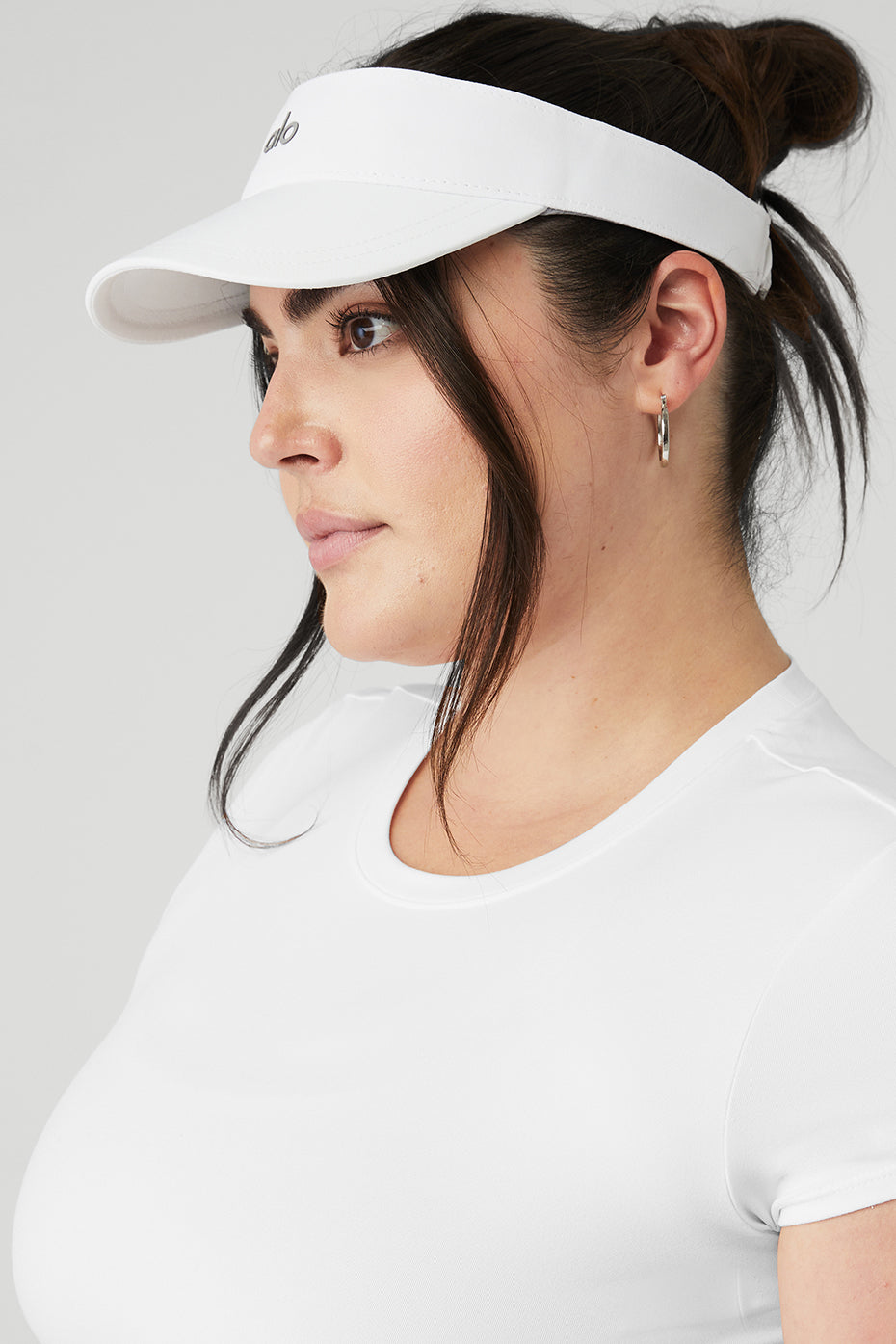 White Women's Alo Yoga Captivate Visor Hats | WNT-290135