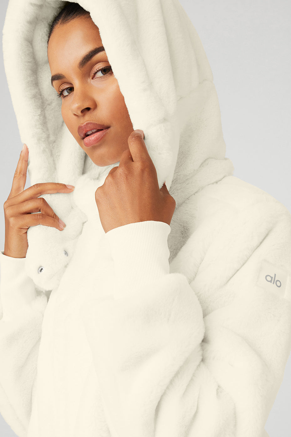 White Women's Alo Yoga Faux Fur Foxy Jackets | VUD-185423