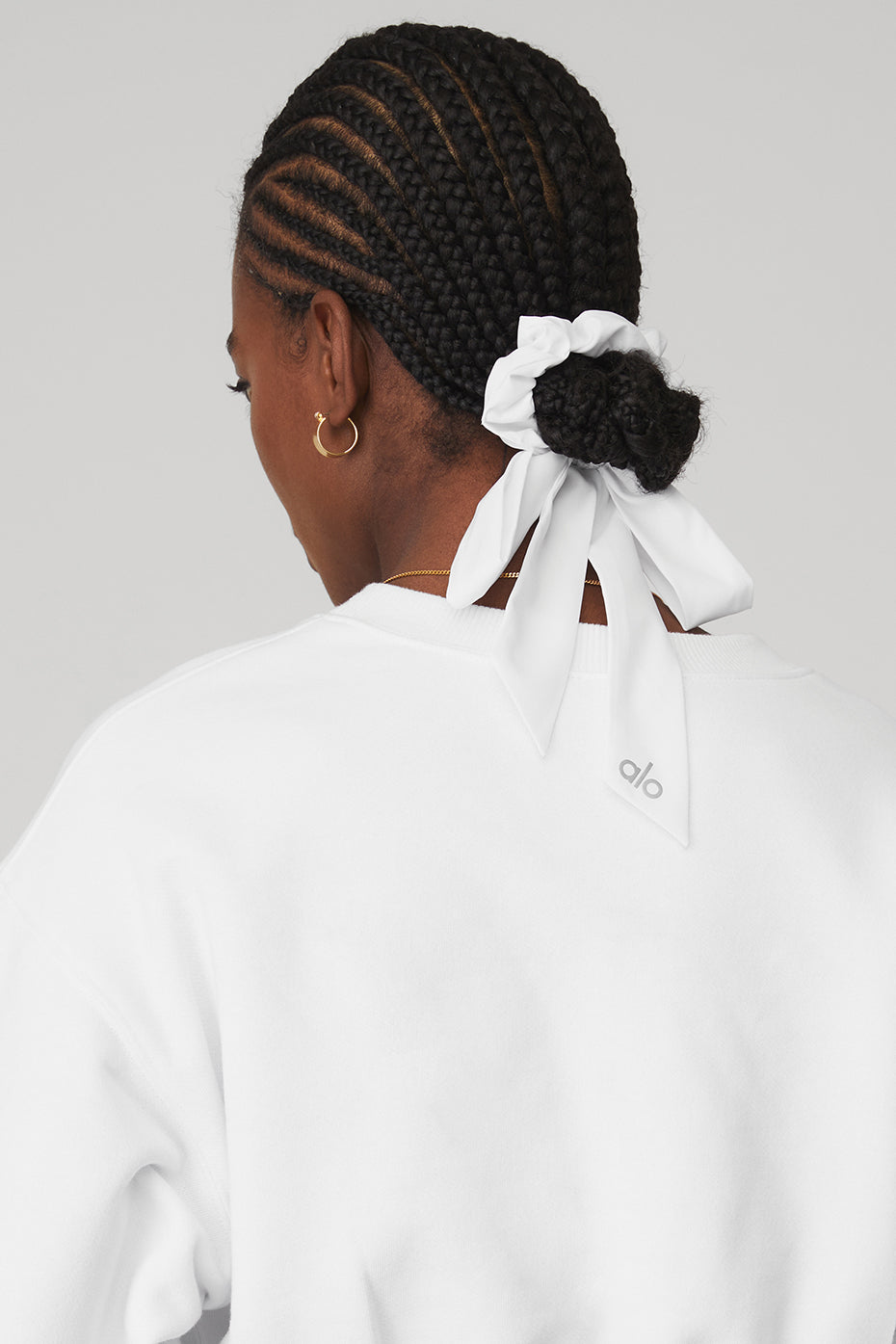 White Women's Alo Yoga Love Knots Tie Scrunchie Hair Accessories | EHX-321059