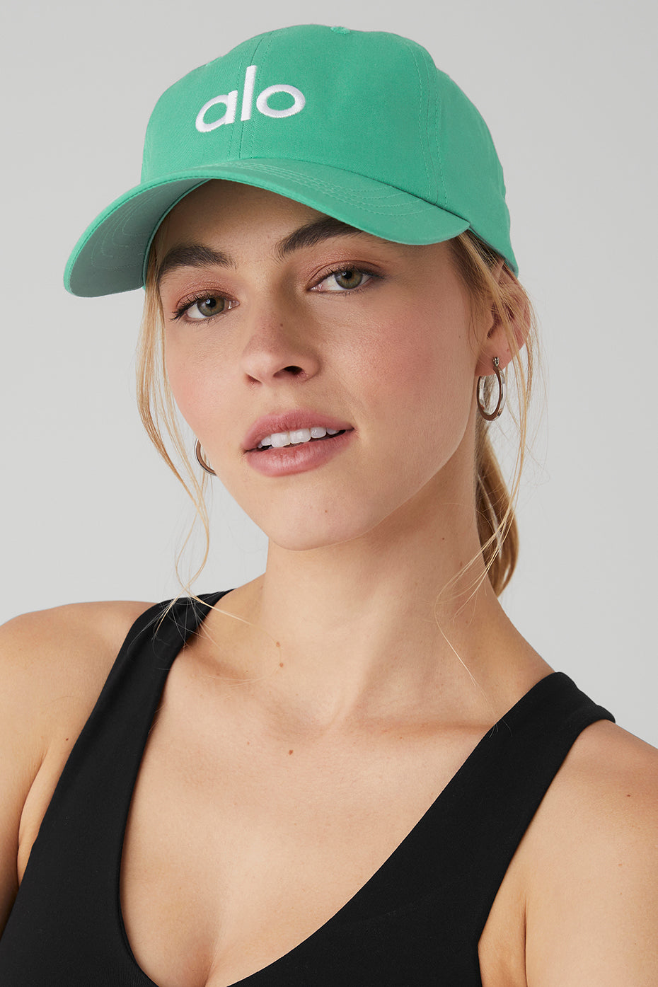 White Women's Alo Yoga Off-Duty Hats | PGK-075623