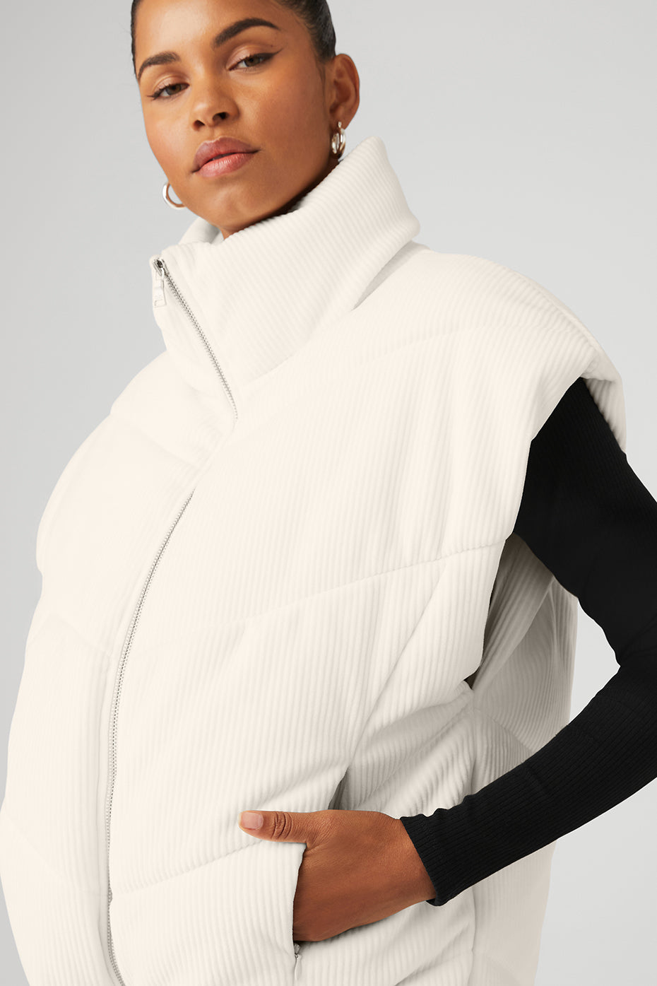 White Women's Alo Yoga Ribbed Velour Mountain Side Puffer Vest Jackets | DXK-127035