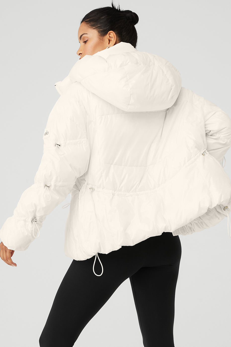 White Women's Alo Yoga Stunner Puffer Jackets | MHC-472368