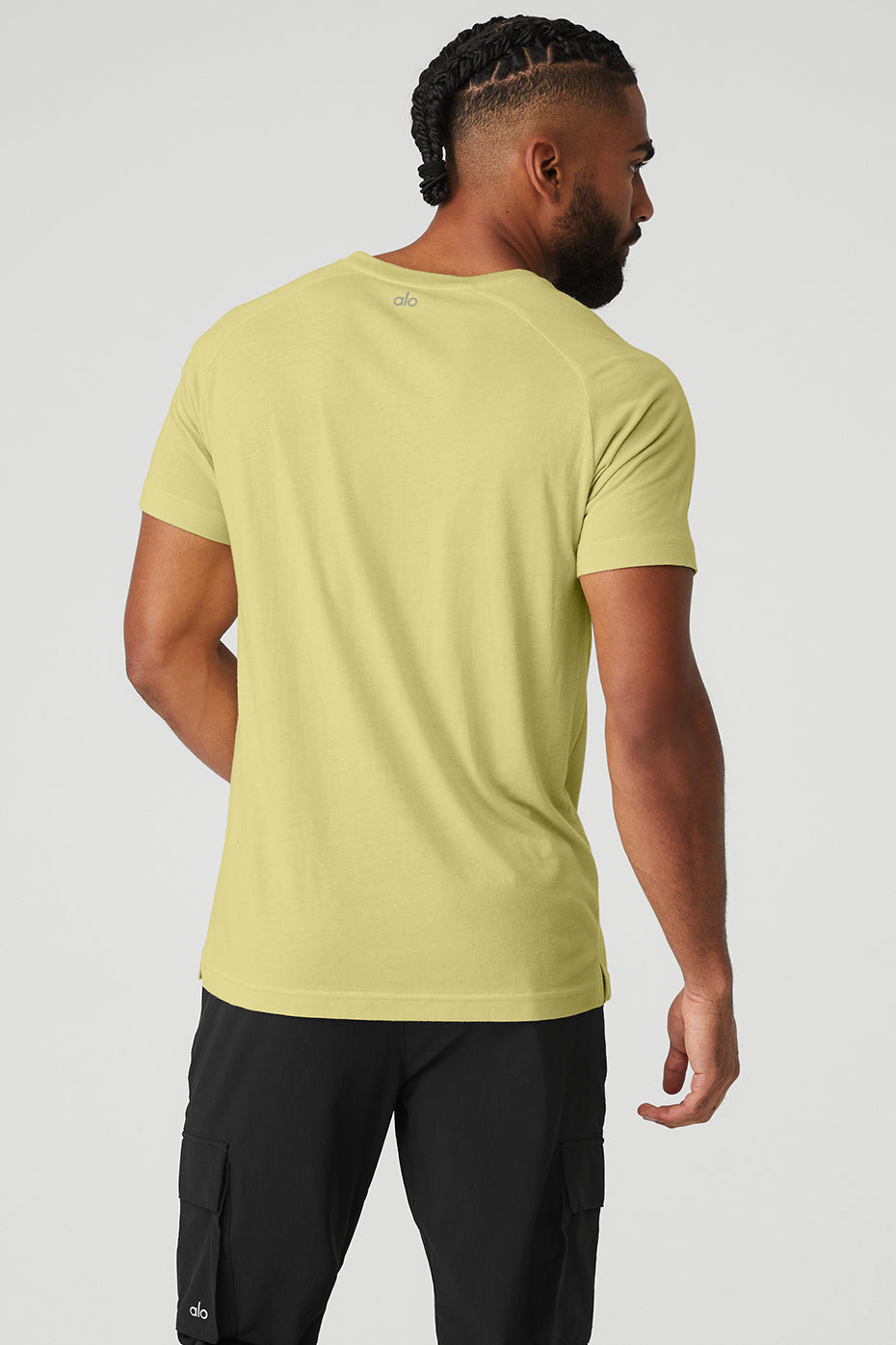 Yellow Men's Alo Yoga The Triumph Crew Neck Tee Short Sleeve | QFX-672903